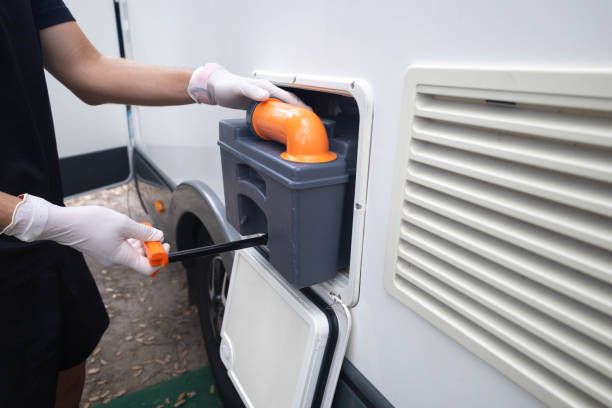 Best Portable restroom trailer rental  in Chesapeake, OH